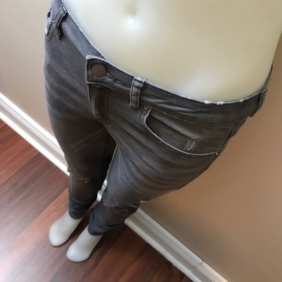 Grey Denim Distressed Denim Jean H&M 🤍 - Picture 5 of 9